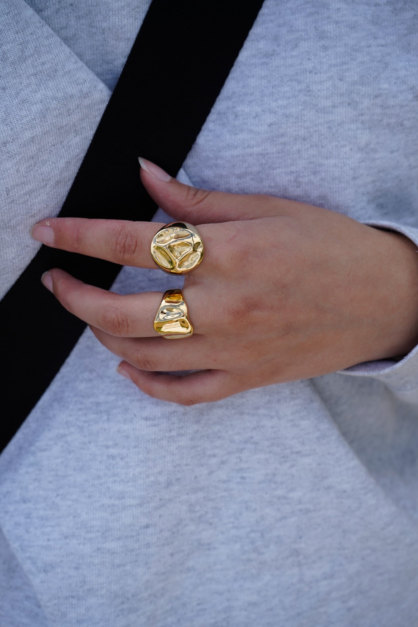 Luna Signet Ring