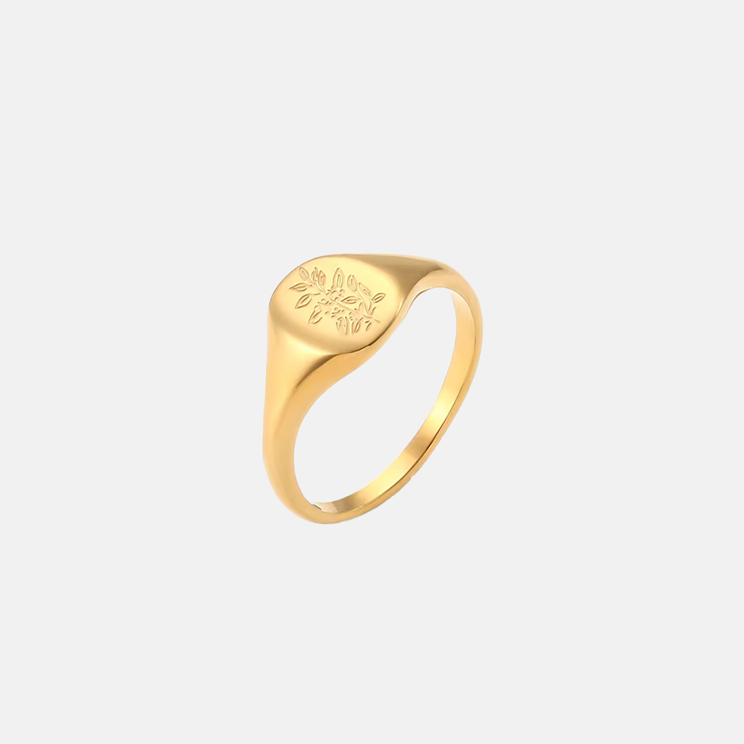 Eira Signet Ring
