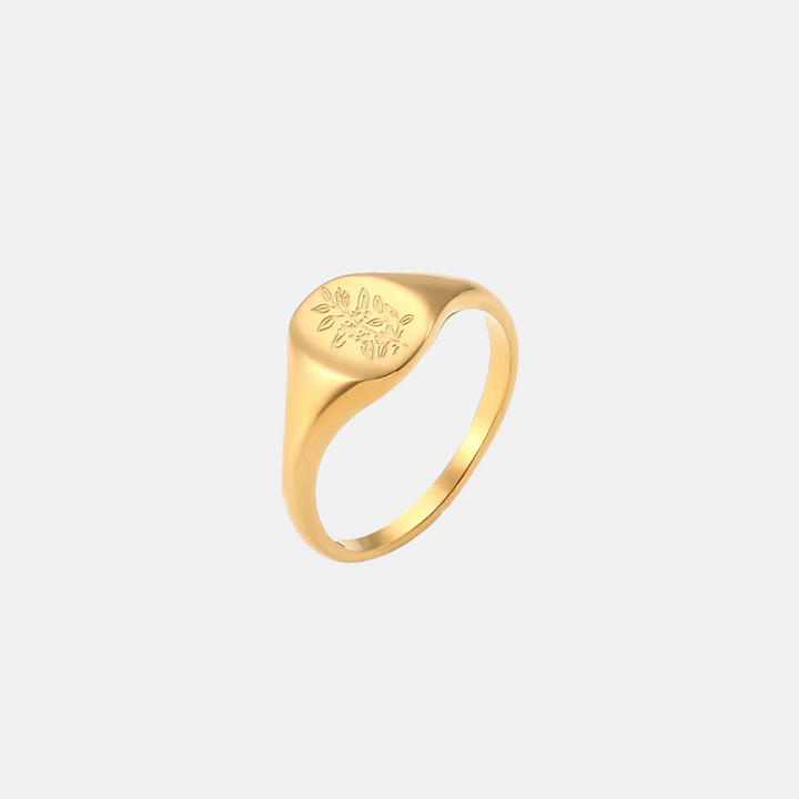 Eira Signet Ring