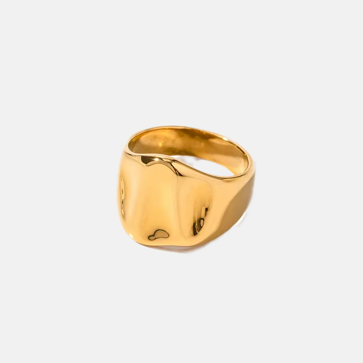 Luna Signet Ring